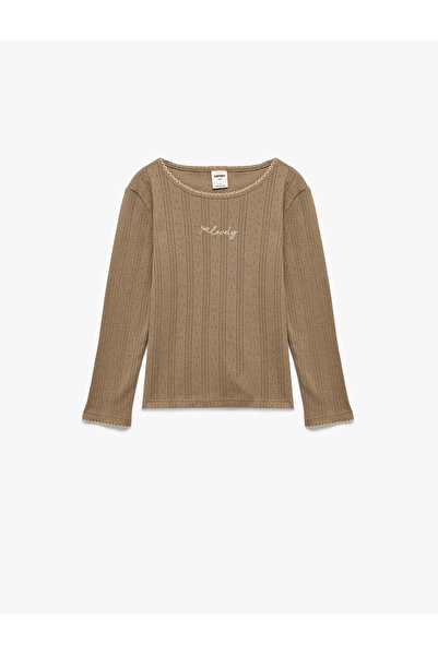 Koton Βαμβακερό μακρυμάνικο μπλουζάκι με κέντημα με λαιμόκοψη