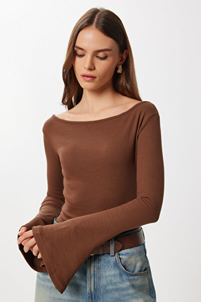 Lovelyİstanbul Saranská základní pletená halenka s zvonovými rukávy LEN0040 HNĚDÁ