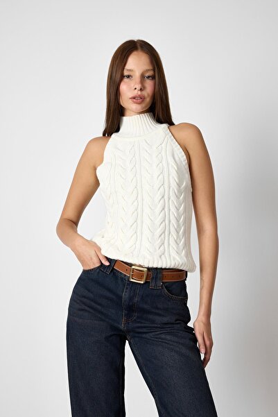 SHERIN Екрю блуза з плетеним коміром та трикотажною в'язкою