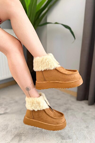 Preshley Γυναικείες μπότες με φερμουάρ Impera Tan Suede Sheepskin με πάχος 4 εκατοστών με κοντή σόλα