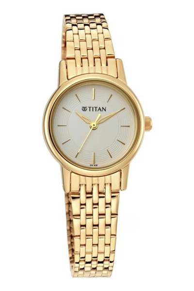 Titan ساعة نسائية تناظرية بمينا أبيض - 2593YM02