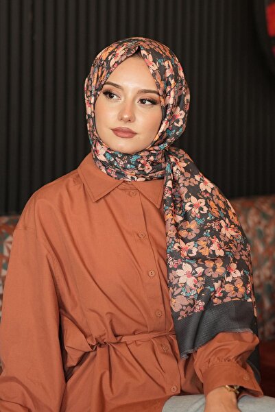 AFVENTE Fluid Floral Pattern Caramel Cotton Shawl