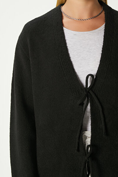 Ritnice Women's Rune Soft Textured Lace-Up Black Long Cardigan