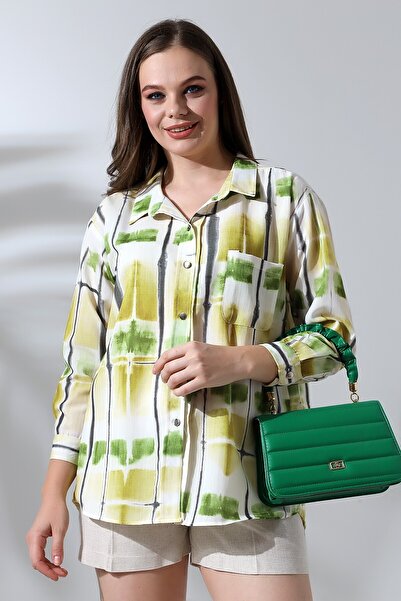 Lir Women's Wide Placket Half Sleeve Shirt Blue