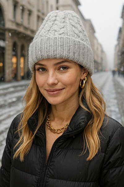 FELLMENS قبعة نسائية محبوكة باللون الرمادي