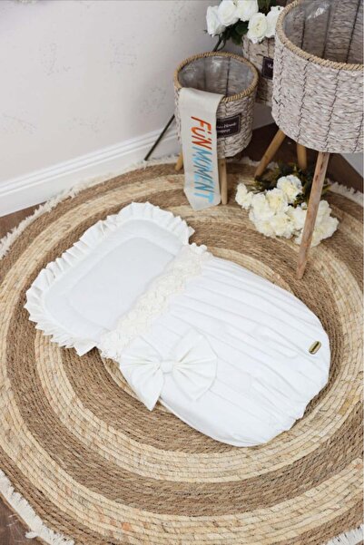 Fun Moment Newborn swaddle wrap with luxurious lace and cotton interior