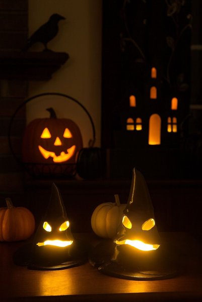 NOVATECH İNOVASYON KORKU Şapka Figürlü Pilli Mum İle Kullanım Dekoratif 2’li Aksesuar Masaüstü Obje Halloween Süs