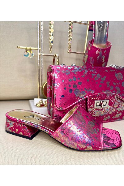 GİAccs. مجموعة من نعال بكعب عالي بألوان مختلطة مكونة من قطعتين