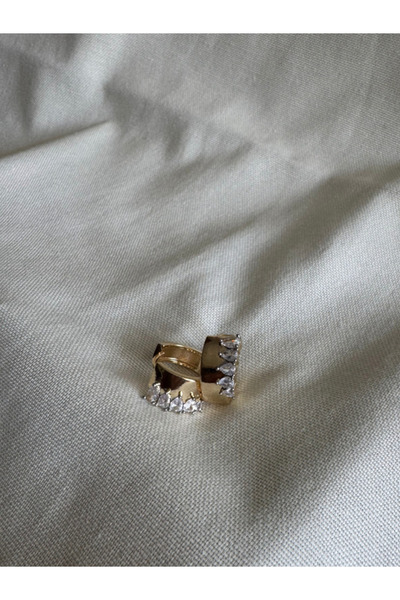 bijux by mrv أقراط دائرية سميكة مرصعة بالأحجار الكريمة