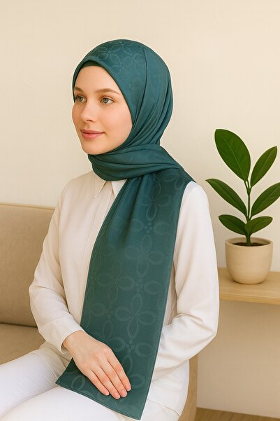 VIEN POLO Moalețe mătăsoasă – șal din satin ușor de format