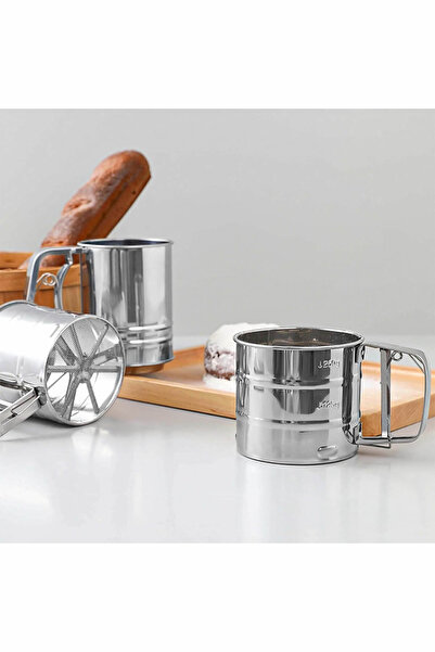 Raakmadezanmir 1 Piece Metal Stainless Steel Flour Sieve