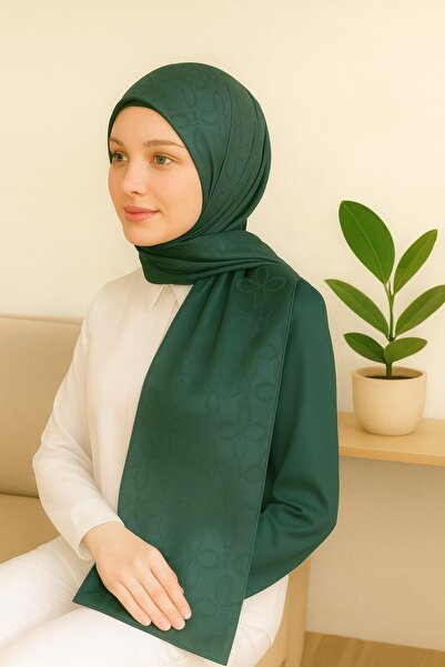 VIEN POLO Moalețe mătăsoasă – șal din satin ușor de format