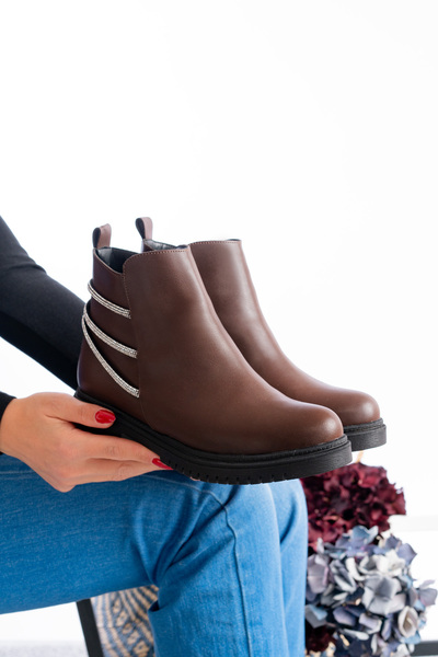 ELMANDO Mat Taş Şeritli Yandan Taş Detaylı Fermuarlı Zümrüt Mevsimlik Klasik Kadın Kısa Bot Bootie