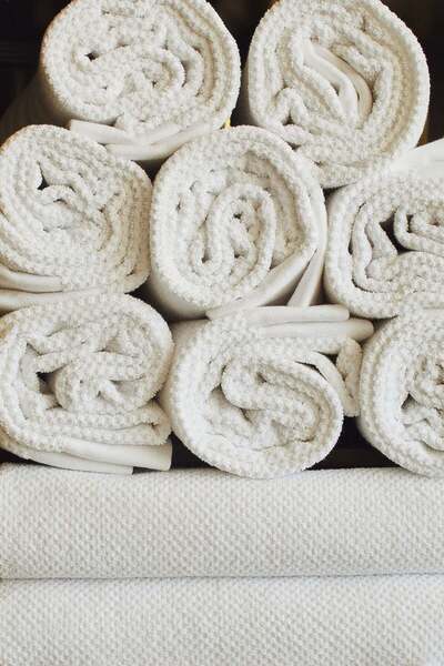H&M Cotton terry bath towel