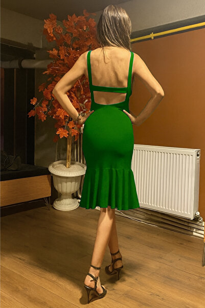 Due Stelle Askılı Sırt Dekolteli Volan Etekli Esnek Kumaş Tango Elbisesi