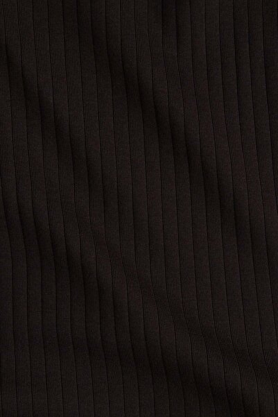 H&M فستان مضلع بفتحة ظهر واسعة