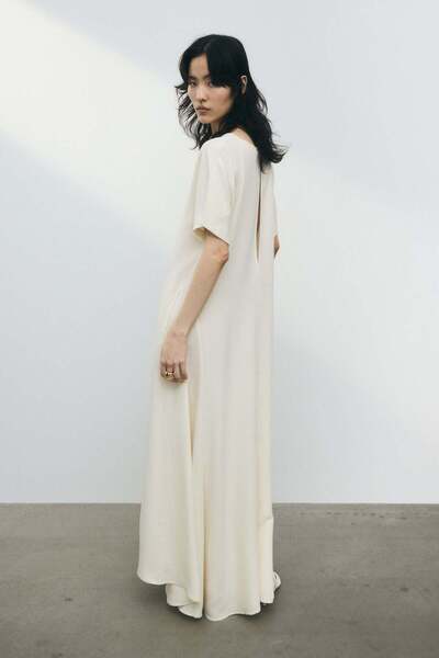 H&M Butterfly-sleeved dress