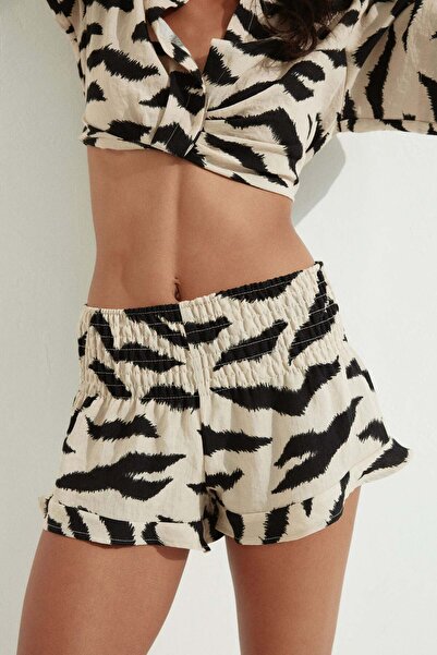 H&M Smocked pull-on shorts