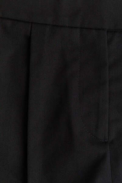 H&M تنورة قصيرة مصممة خصيصًا