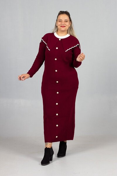 Truva XXL Πλεκτό φόρεμα με γιακά μωρού Κομψό και άνετο πλεκτό φόρεμα μεγάλου μεγέθους σε μπορντό χρώμα