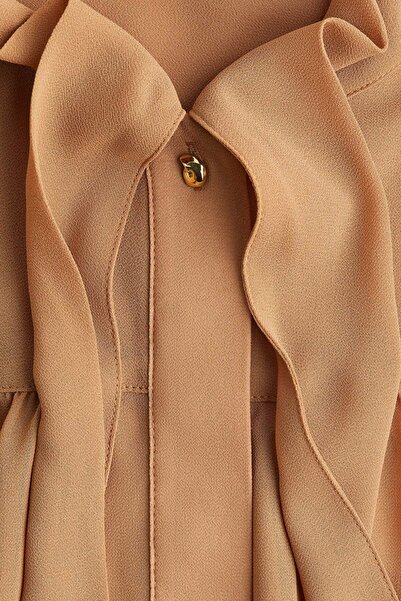 H&M Bow-collar chiffon blouse