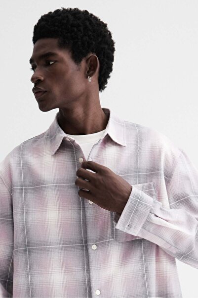 H&M قميص من الفلانيل بقصّة فضفاضة