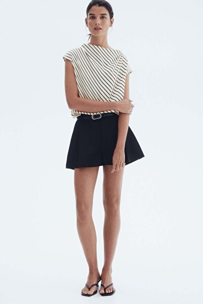 H&M Cap-sleeved satin blouse