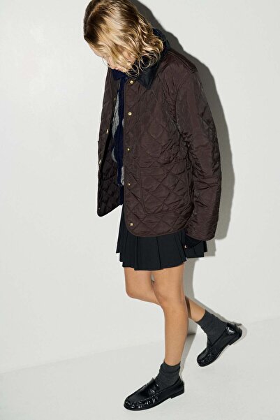 H&M سترة مبطنة بياقة مخملية