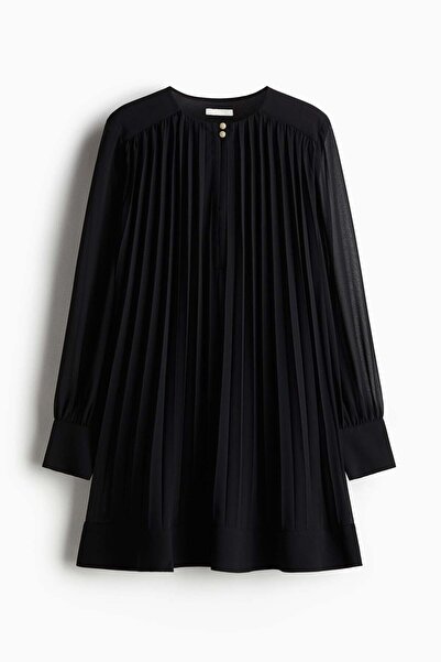 H&M Pleated dress