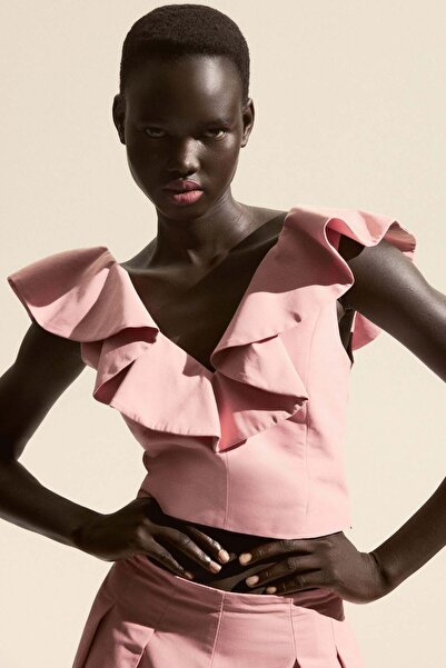 H&M الجزء العلوي مزين بكشكشة