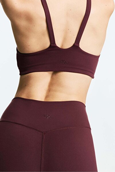 H&M Medium Support Sports bra in SoftMove™