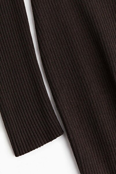 H&M Rib-knit turtleneck dress