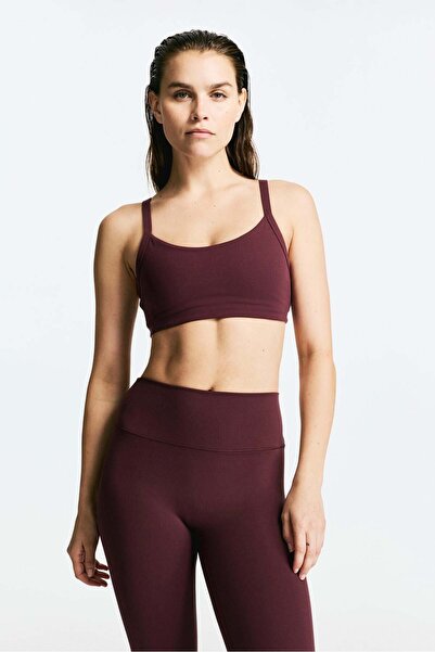 H&M Medium Support Sports bra in SoftMove™