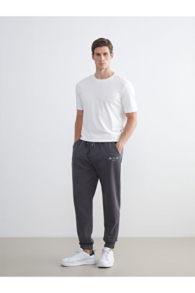 LC Waikiki بنطال رياضي رجالي من Vizyon New Season ذو قالب قياسي