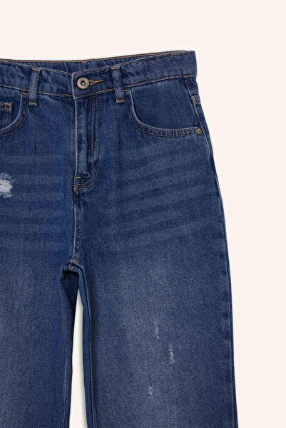 DeFacto Boy's Loose Fit Ripped Detail Straight Leg Jean Pants G3257A825Wn
