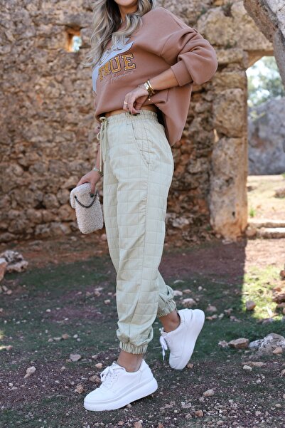 bytugcekaya Πράσινο καπιτονέ παντελόνι με ριχτάρια