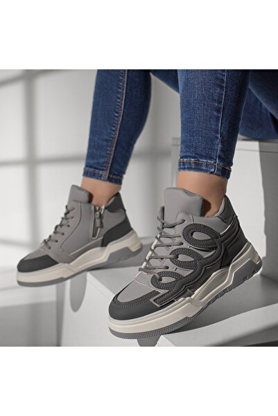 BMoD Women's grey sport boots with a zipper MOD10857