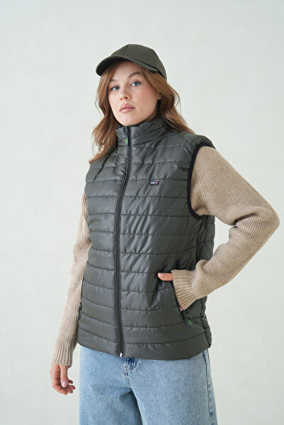 QAWWA Kadın Haki Şişme Yelek Su & Rüzgar Geçirmez Regular Fit Yelek