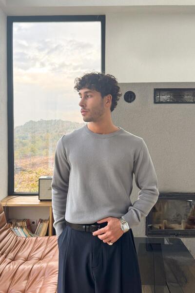 Flaw Wear Basic Crew Neck Knitwear Sweater