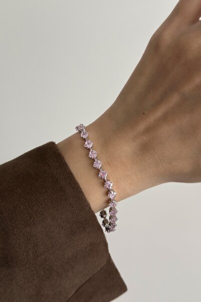 Okko Store سوار سوليتير مربع الشكل باللون الوردي