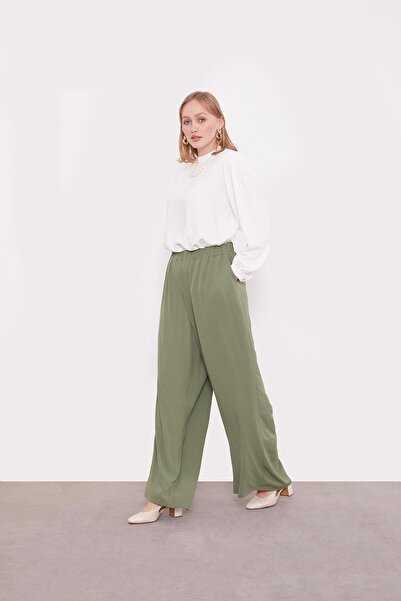 Levidor Koyu Yeşil Bol Paça Aerobin Pantolon