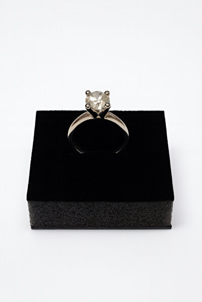 Bittox خاتم نسائي أنيق مطلي بالفولاذ مع تفاصيل حجر الكريستال اللامع - منتج رائج