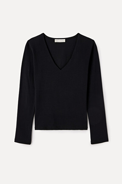 Mudo V-Neck Long Sleeve T-Shirt