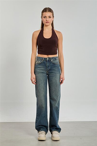 BARRELS AND OIL بنطلون جينز نسائي مستقيم الساق - لون أخضر