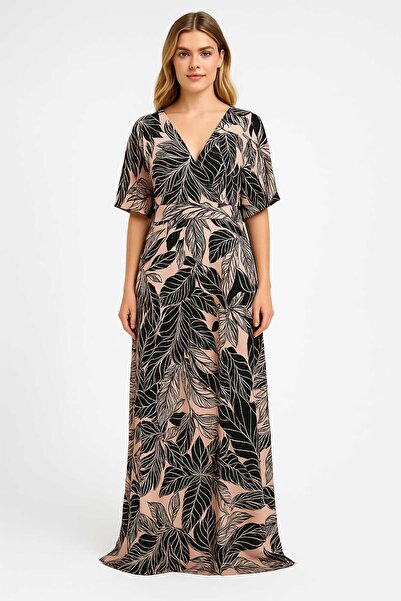 Şans Γυναικείο μακρύ φόρεμα με μεγάλο μέγεθος, μαύρο, με γιακά που αγκαλιάζει τον καρδιά, με λουλουδάτο σχέδιο από βισκόζη 65N39174