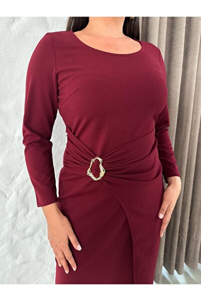 Butik Nilyam Women's Plus Size Crew Neck Long Sleeve Brooch Detail Asymmetrical Cut Midi Stretchy Evening Dress 25044