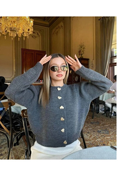 Adeyo Kadın Kalp Düğme Detaylı Triko Hırka