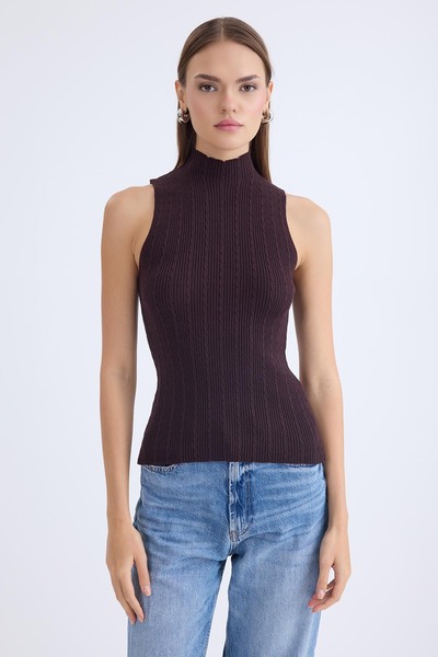 Vitrin Блузка з високим коміром, в'язаний візерунок, без рукавів