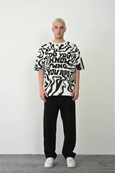 Wear Up Unisex εμπριμέ μπλουζάκι με λαιμόκοψη Oversize - Λευκό