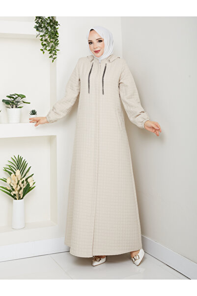 Efelif Ekru Tesettür Uzun Fermuarlı Şapkalı Kapitone Mont
